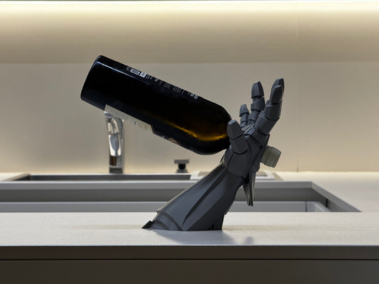 Iron Man : Wine Holder